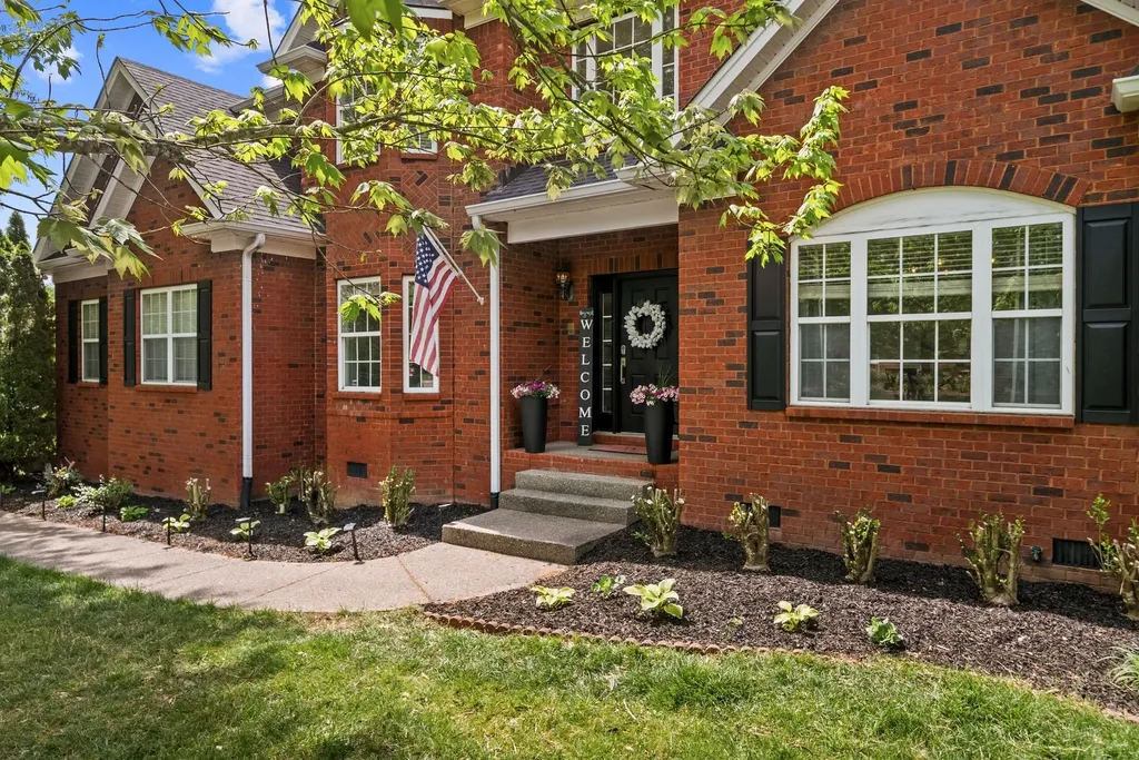 1608 Fair House Road Spring Hill TN 37174