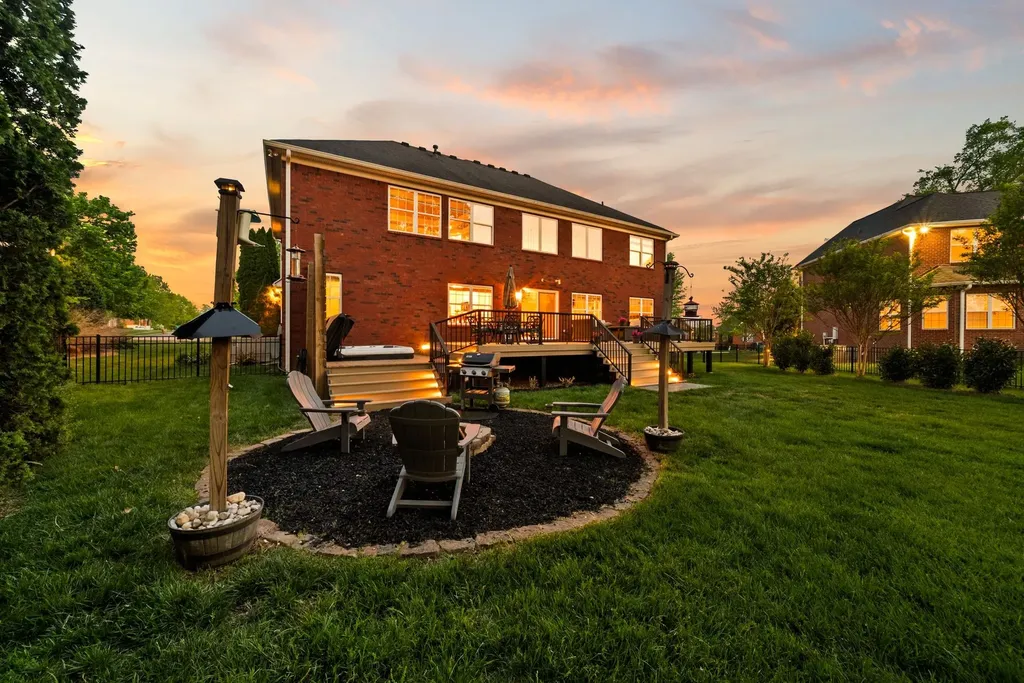 1608 Fair House Road Spring Hill TN 37174