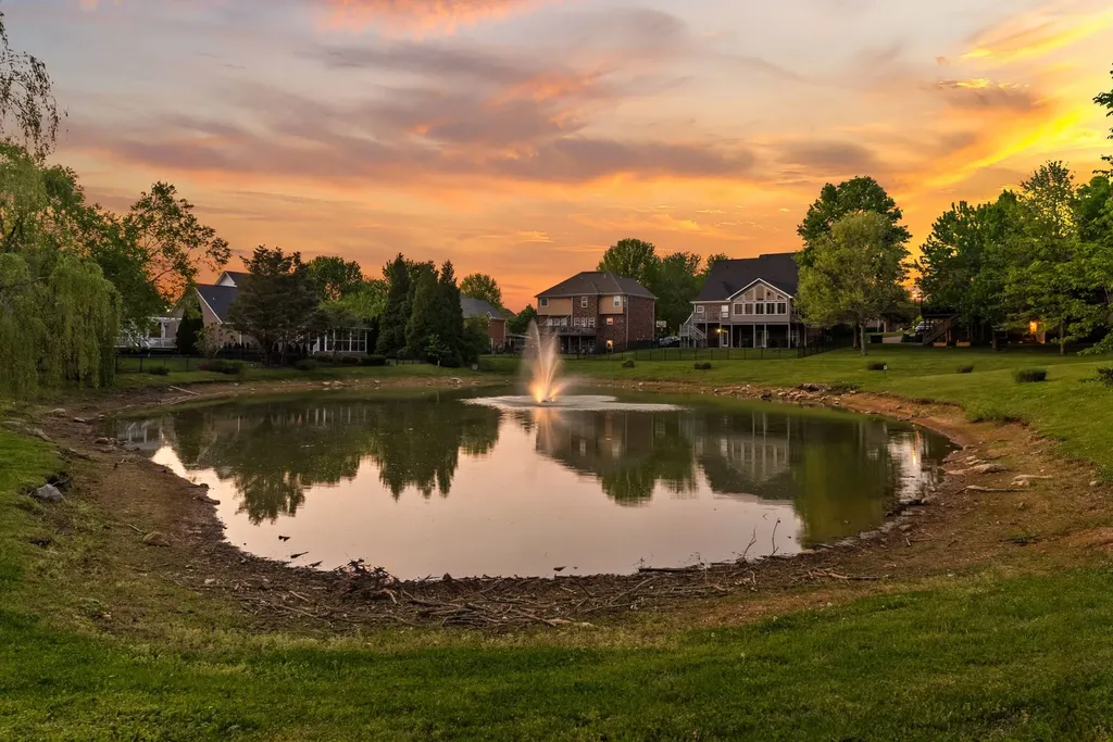 1608 Fair House Road Spring Hill TN 37174
