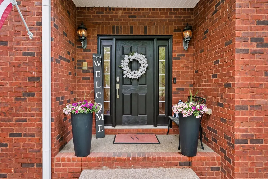1608 Fair House Road Spring Hill TN 37174