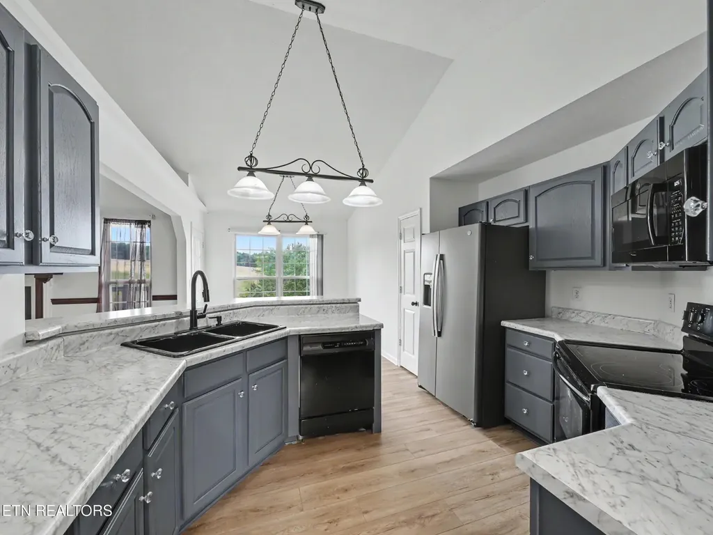 144 Jenny Drive Madisonville TN 37354