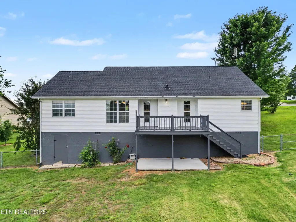 144 Jenny Drive Madisonville TN 37354