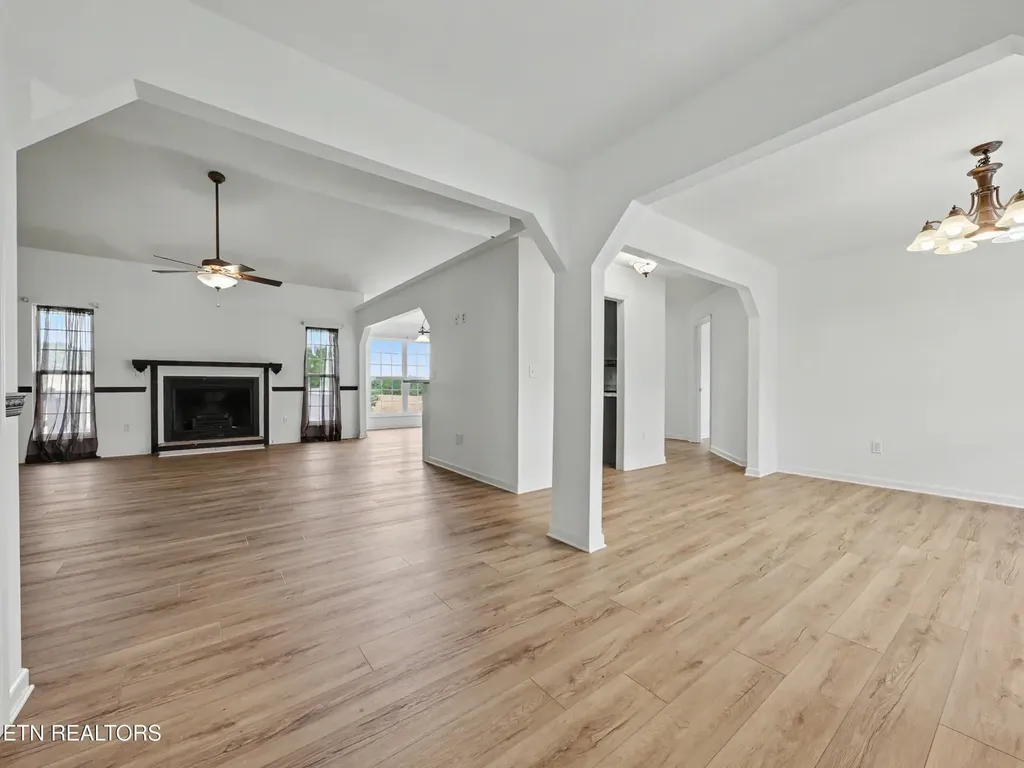 144 Jenny Drive Madisonville TN 37354