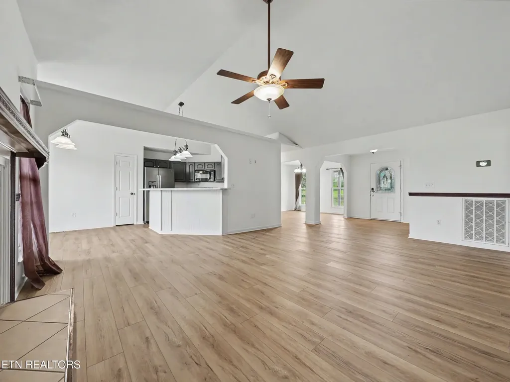 144 Jenny Drive Madisonville TN 37354