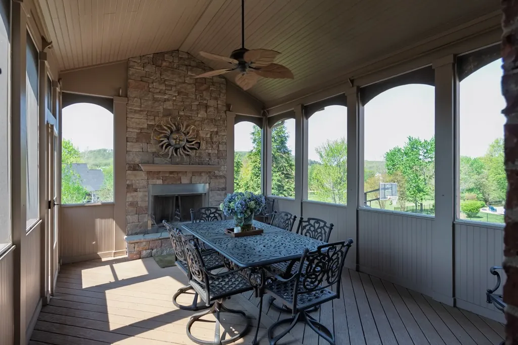 1833 Bronwyn Court Brentwood TN 37027