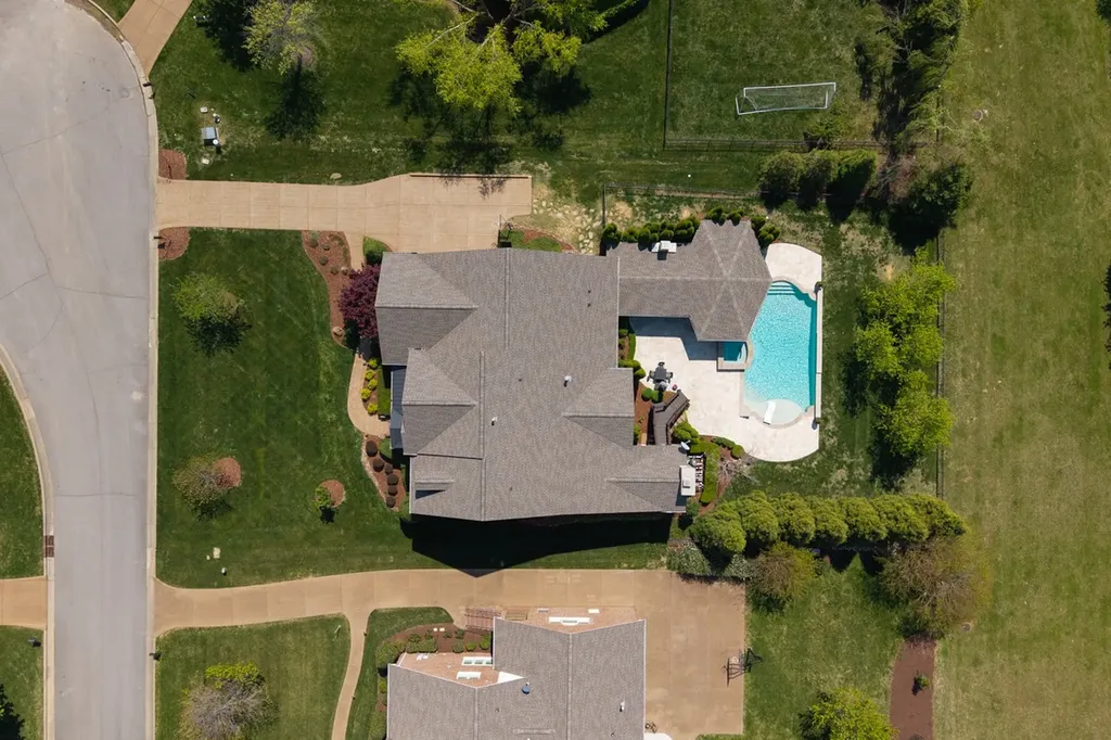 1833 Bronwyn Court Brentwood TN 37027
