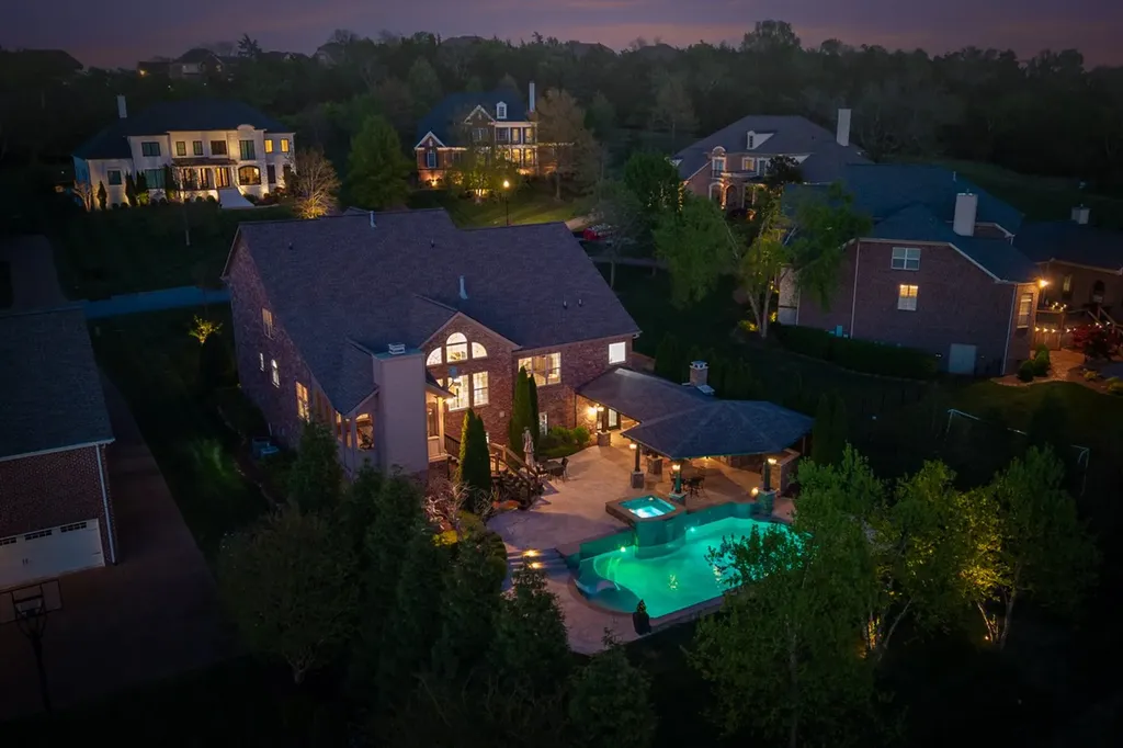 1833 Bronwyn Court Brentwood TN 37027