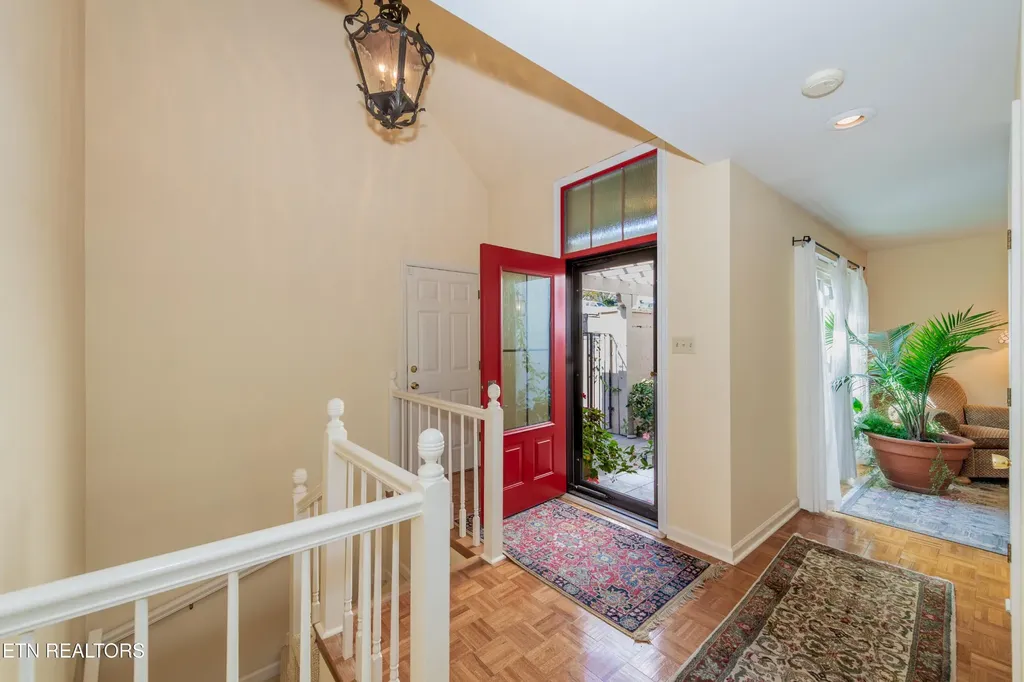 1282 Burgandy Place Knoxville TN 37919