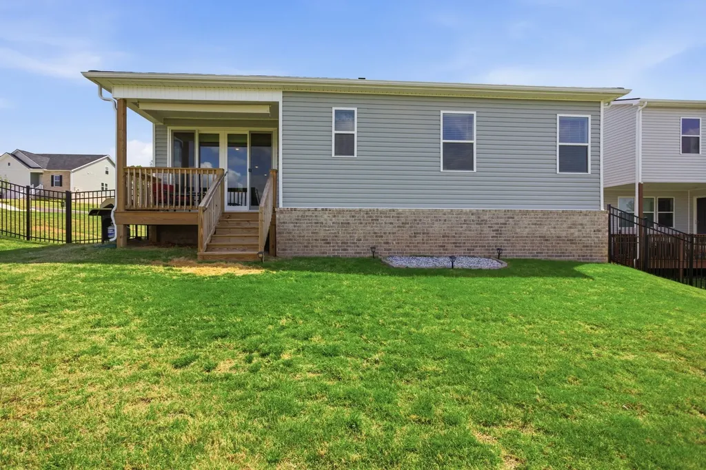 3055 Fernwood Lane Columbia TN 38401