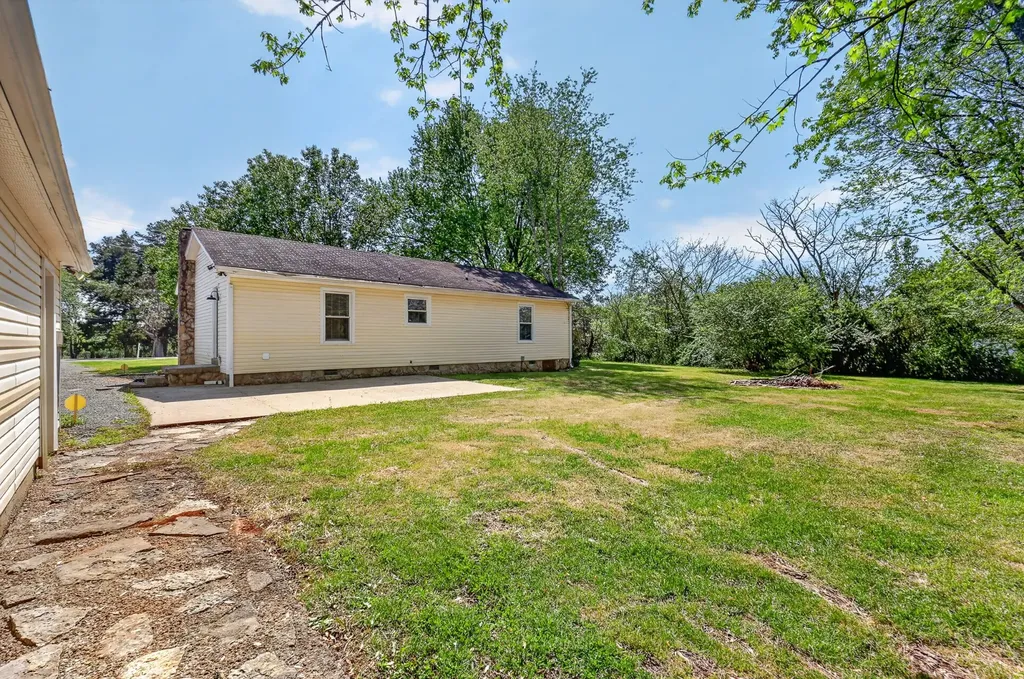 4827 Bradyville Pike Murfreesboro TN 37127