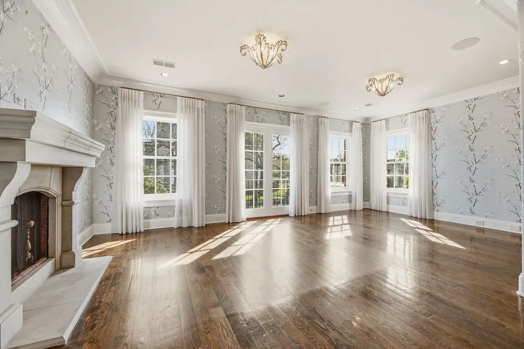 112 West End Close Nashville TN 37205