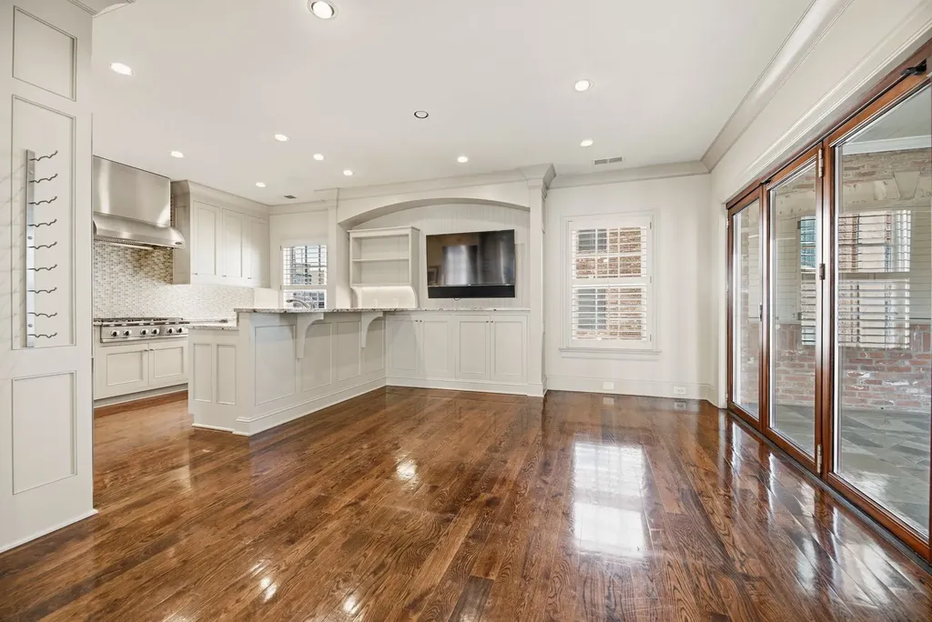 112 West End Close Nashville TN 37205