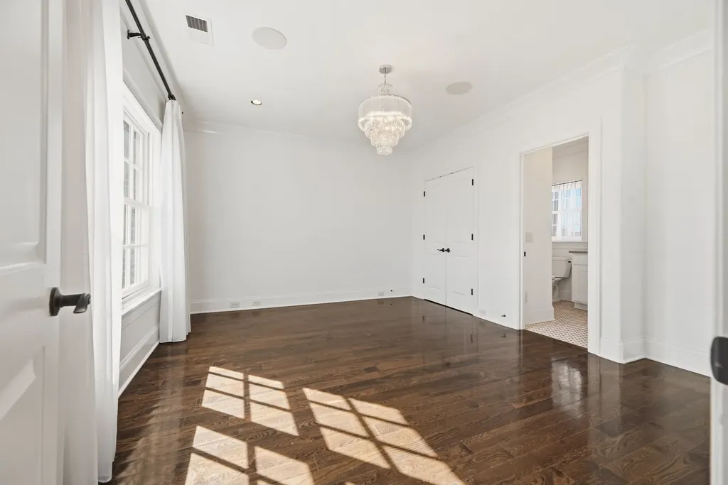 112 West End Close Nashville TN 37205