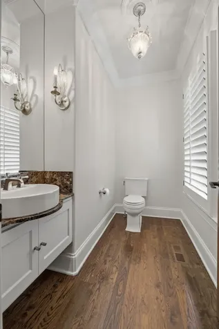 112 West End Close Nashville TN 37205