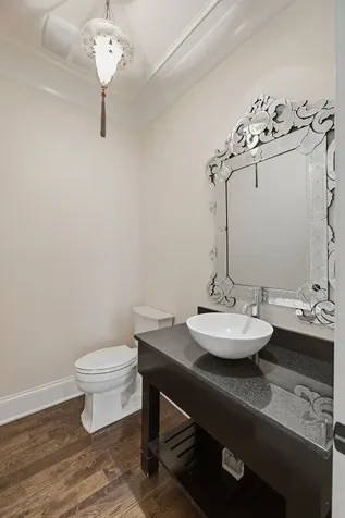 112 West End Close Nashville TN 37205