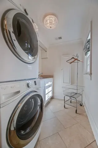 112 West End Close Nashville TN 37205