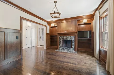 112 West End Close Nashville TN 37205