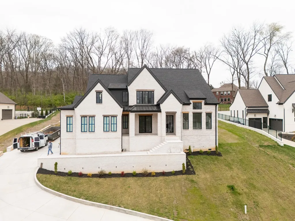 1586 Eastwood Drive Brentwood TN 37027