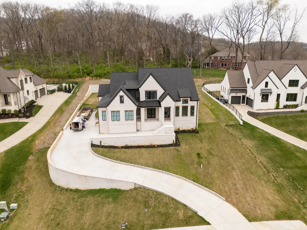 1586 Eastwood Drive Brentwood TN 37027