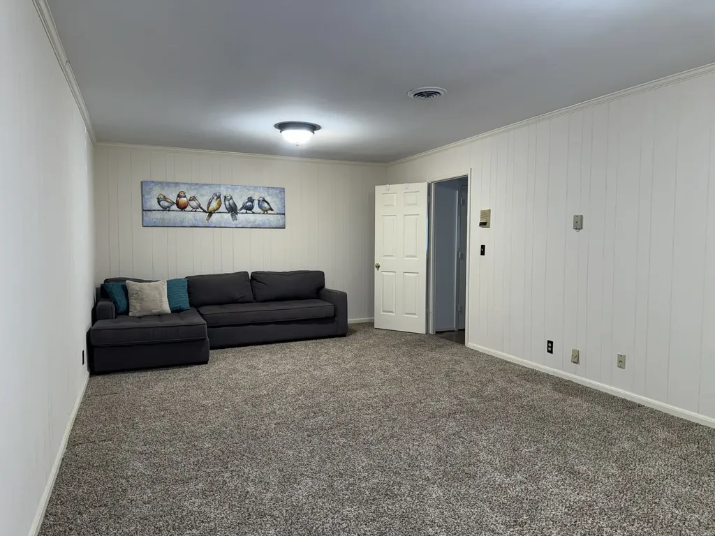 108 Jefferson Square Nashville TN 37215