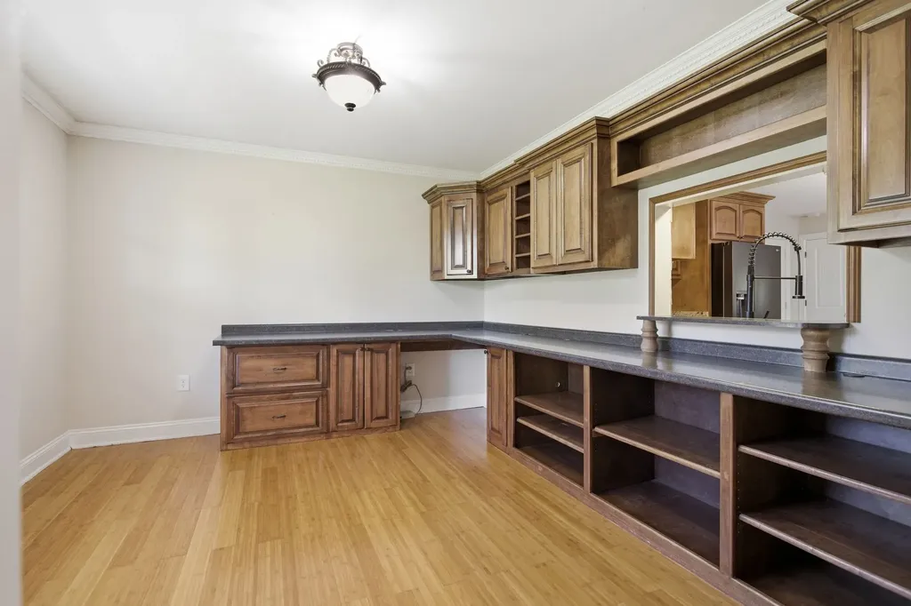 408 Weakley Creek Road Lawrenceburg TN 38464