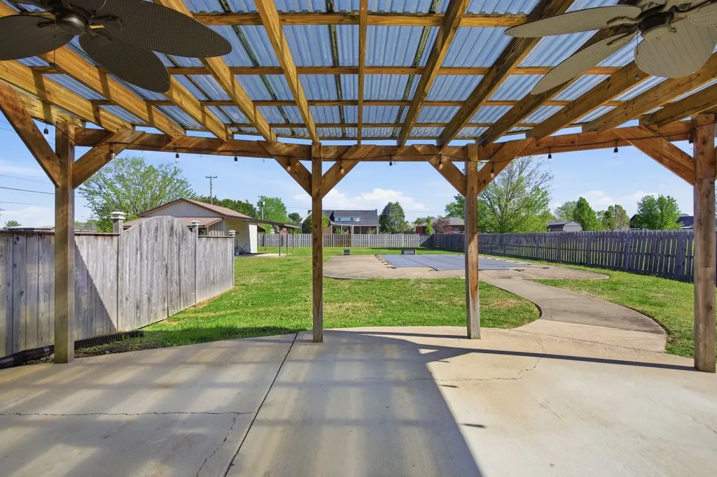 408 Weakley Creek Road Lawrenceburg TN 38464