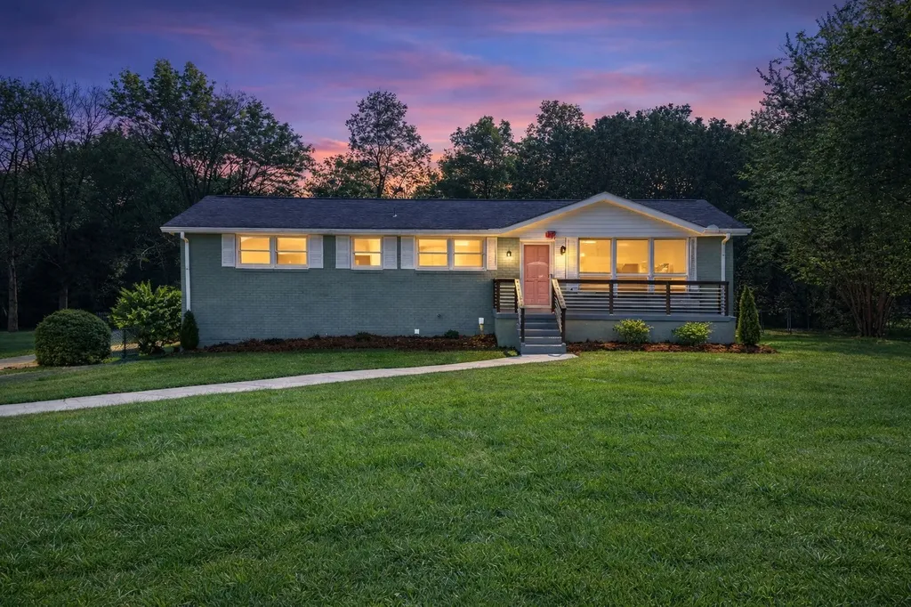 1614 Shady Circle Lebanon TN 37087