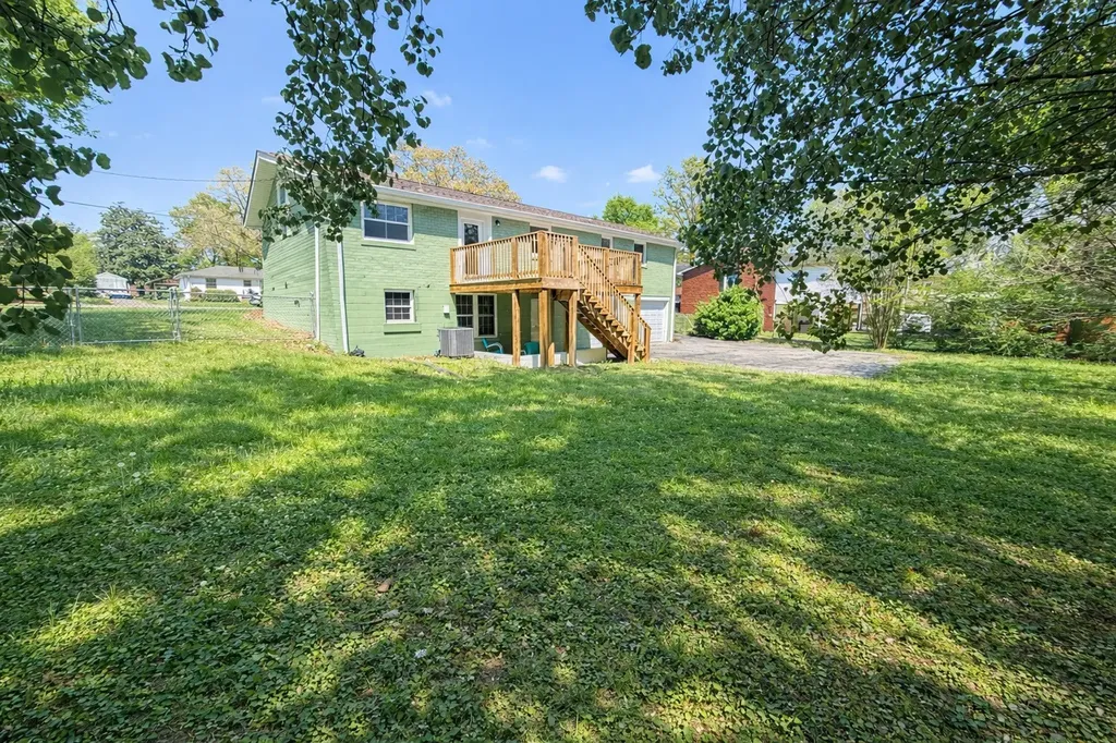 1614 Shady Circle Lebanon TN 37087