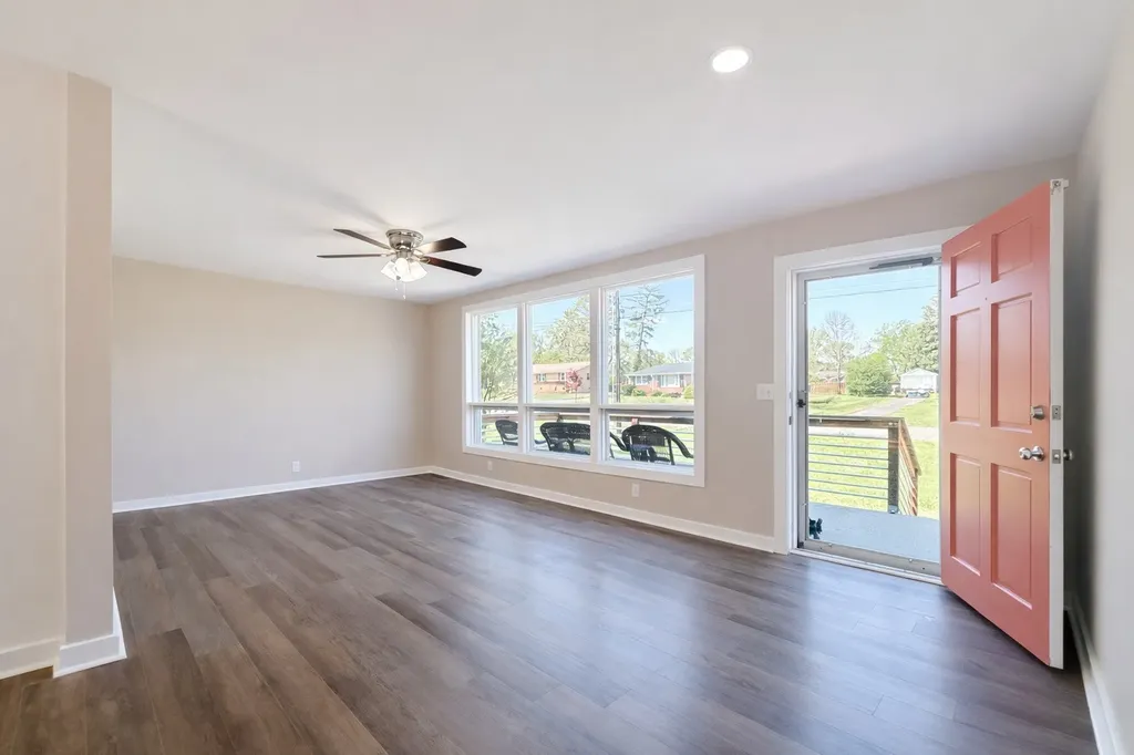 1614 Shady Circle Lebanon TN 37087