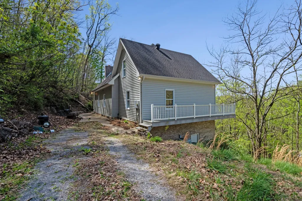 434 Turkey Creek Highway Carthage TN 37030