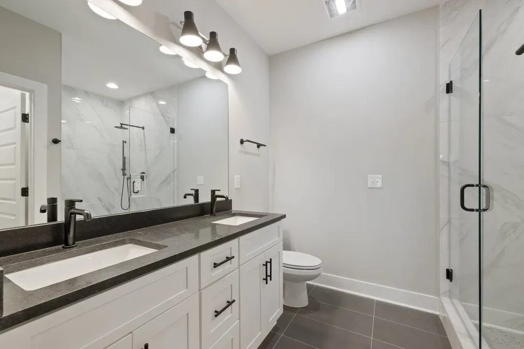 1810B Delta Avenue Nashville TN 37208
