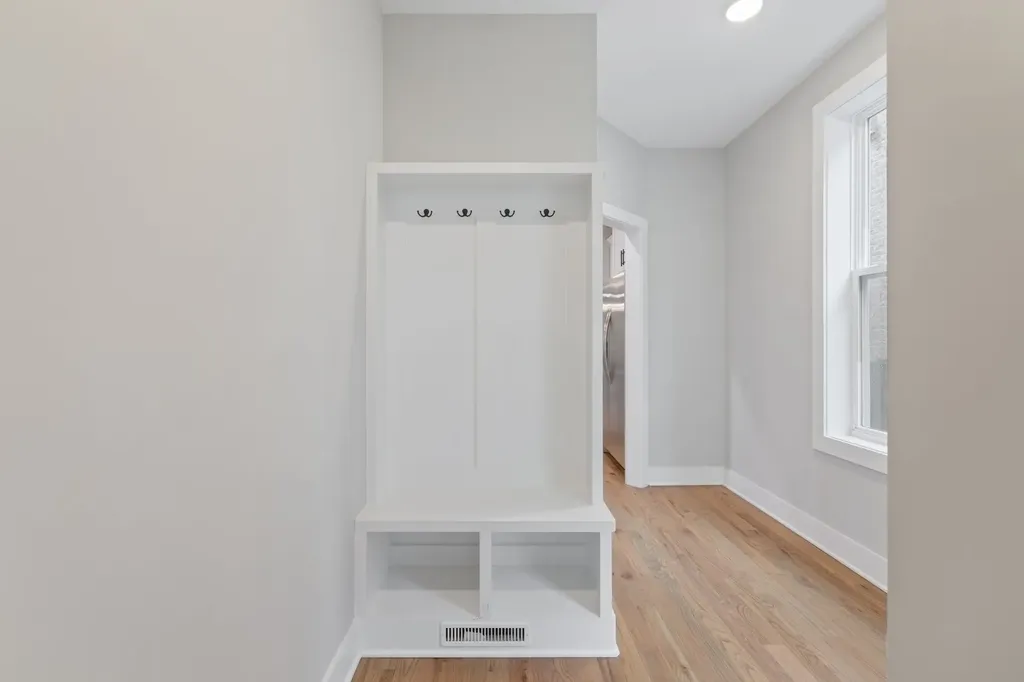 1810B Delta Avenue Nashville TN 37208