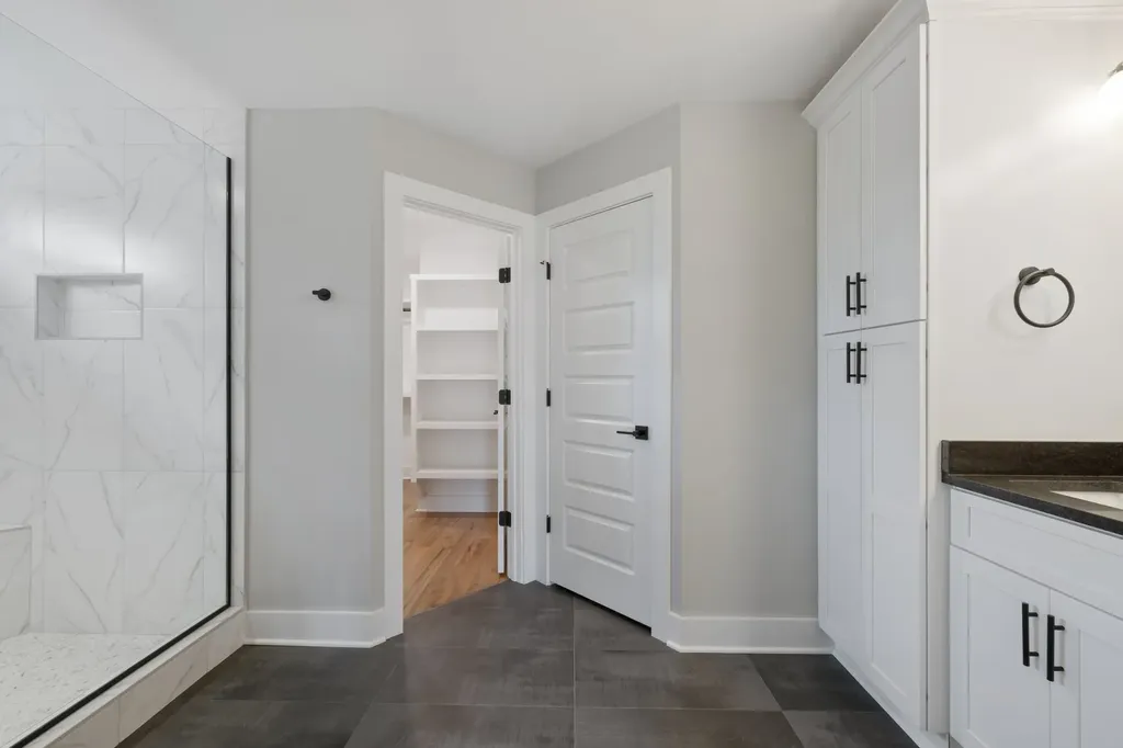 1810B Delta Avenue Nashville TN 37208
