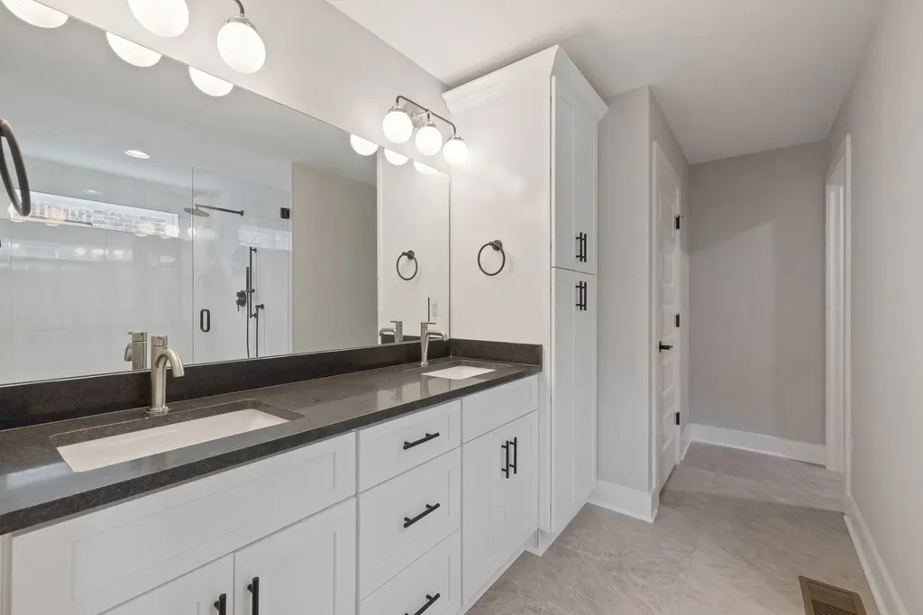 1810B Delta Avenue Nashville TN 37208
