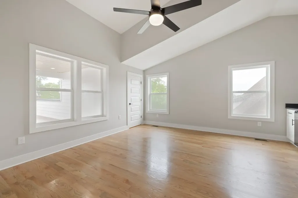 1810B Delta Avenue Nashville TN 37208