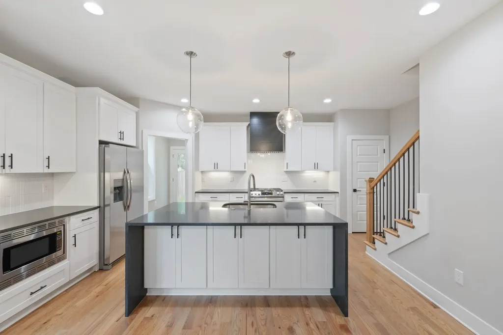 1810B Delta Avenue Nashville TN 37208