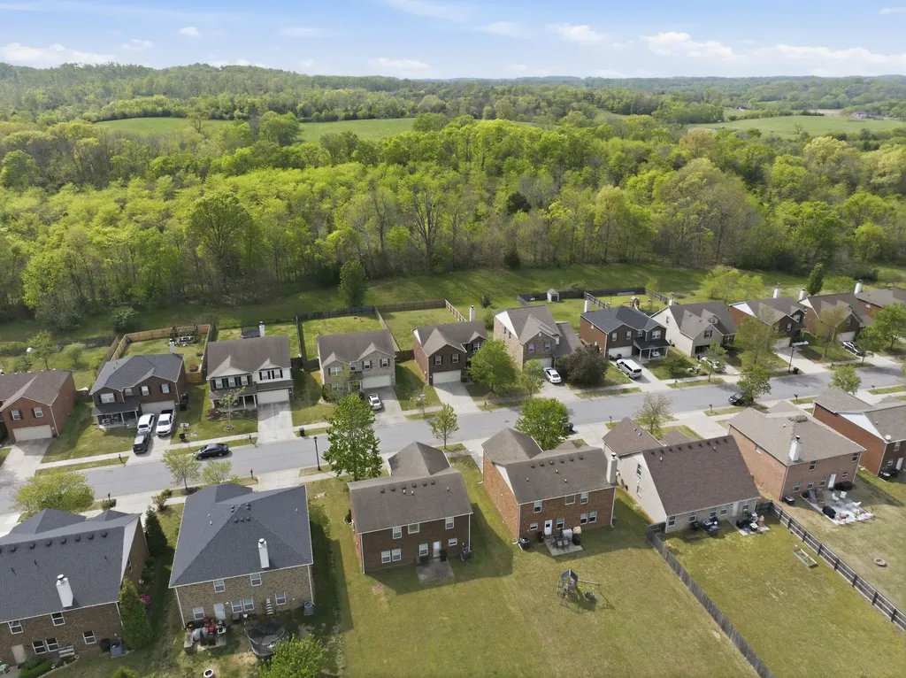 1022 Harmony Lane Hendersonville TN 37075