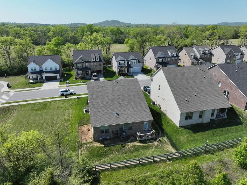 307 Griffin Lane Gallatin TN 37066