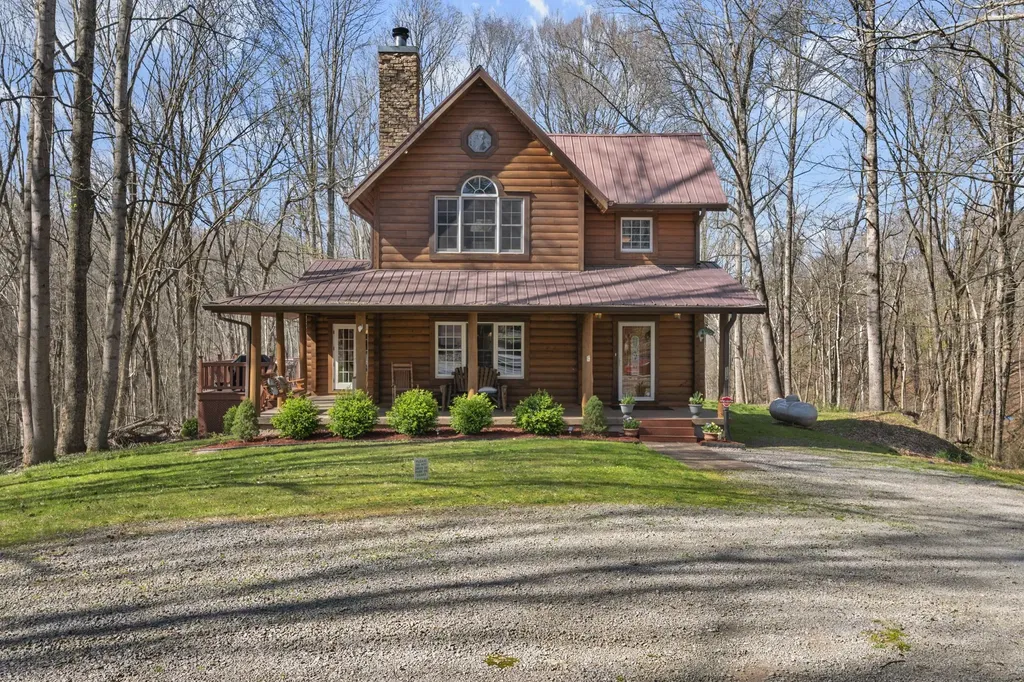 112 Settlers Point Road Fountain Run KY 42133