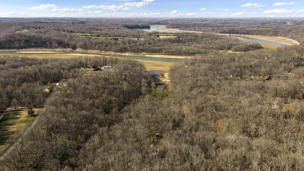 112 Settlers Point Road Fountain Run KY 42133