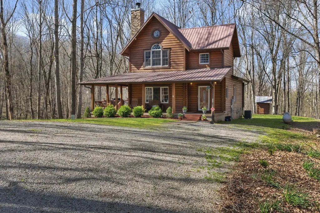 112 Settlers Point Road Fountain Run KY 42133