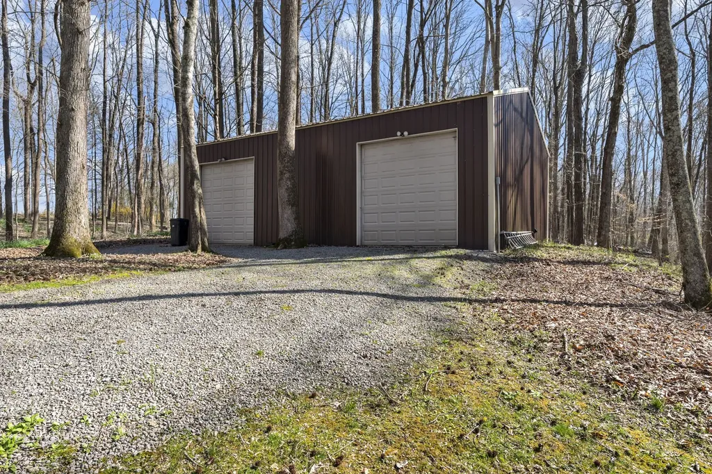 112 Settlers Point Road Fountain Run KY 42133