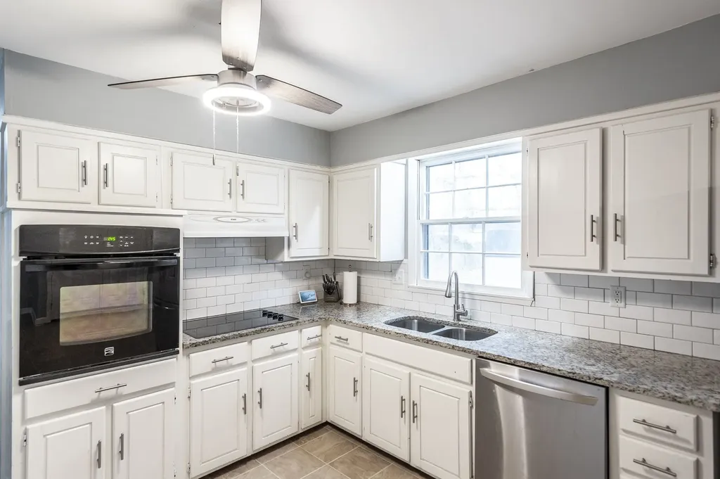 124 Anchor Drive Hendersonville TN 37075
