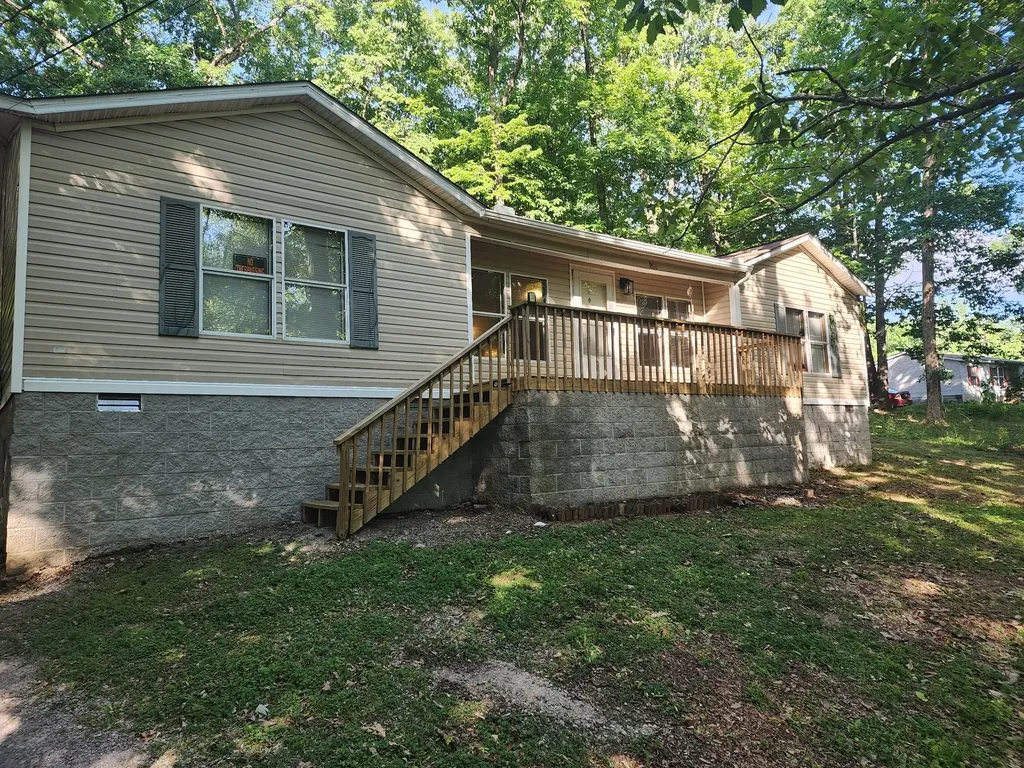 198 Neil Drive Smithville TN 37166