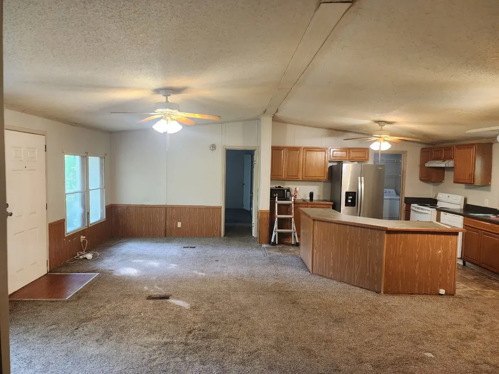 198 Neil Drive Smithville TN 37166
