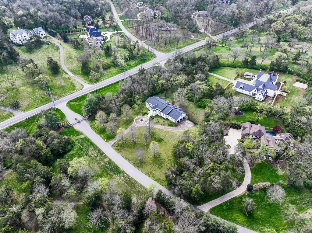11 Bancroft Place Nashville TN 37215