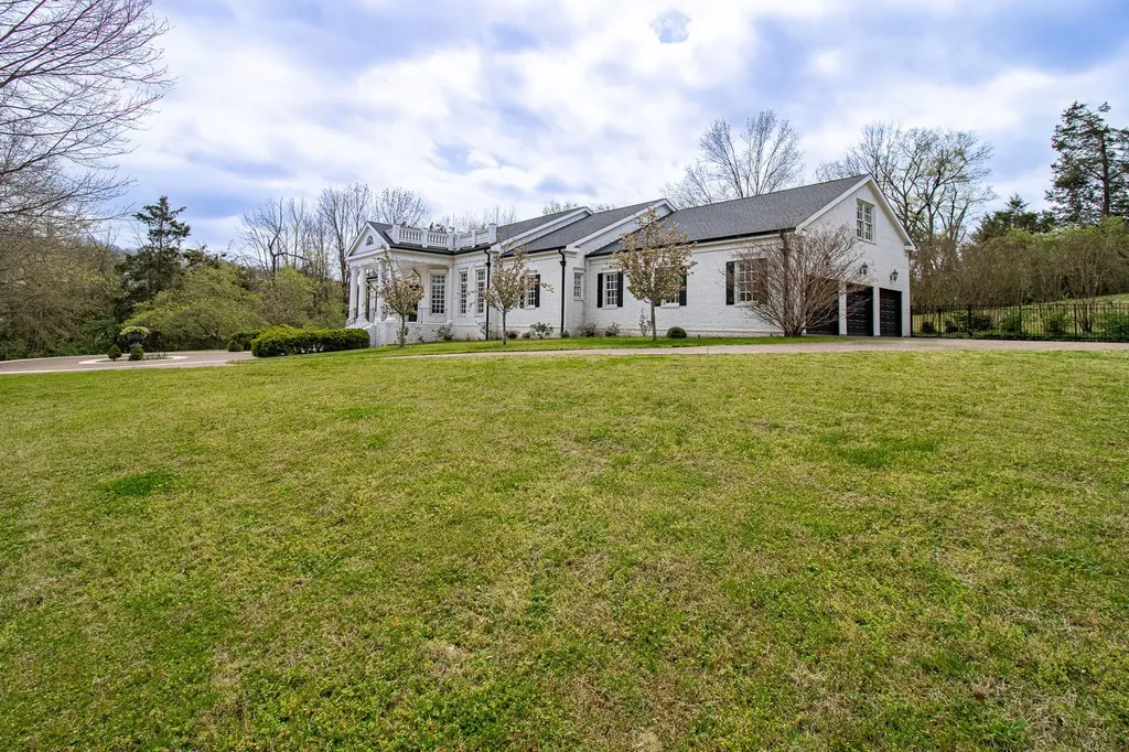 11 Bancroft Place Nashville TN 37215