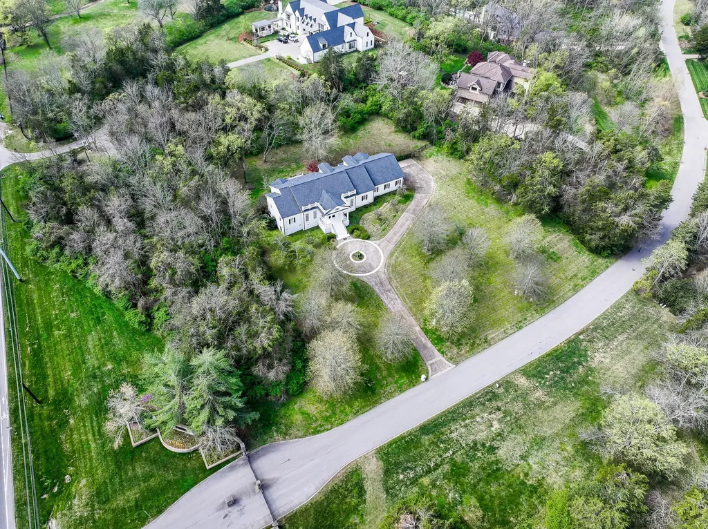11 Bancroft Place Nashville TN 37215