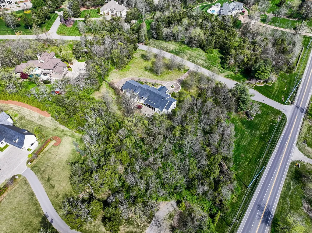 11 Bancroft Place Nashville TN 37215
