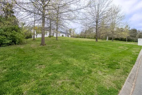 11 Bancroft Place Nashville TN 37215